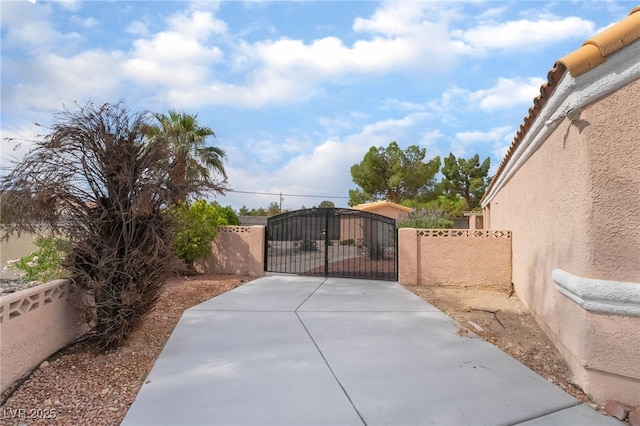5829 W Patrick Ln, Las Vegas, NV 89118 - view of gate