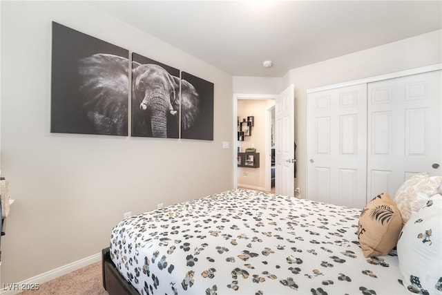 9704 Morgan Creek Ct, Las Vegas, NV 89141 - carpeted bedroom with a closet and baseboards