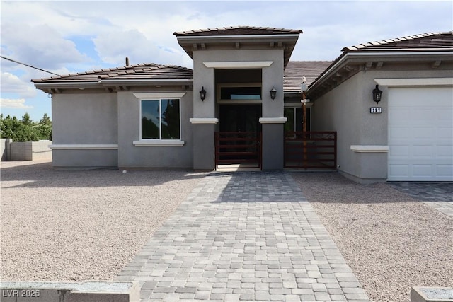 197 E Shelbourne Ave, Las Vegas, NV 89123 - prairie-style house with stucco siding and a tiled roof