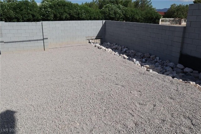 197 E Shelbourne Ave, Las Vegas, NV 89123 - view of fenced backyard