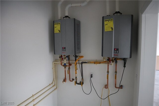 197 E Shelbourne Ave, Las Vegas, NV 89123 - utilities featuring water heater