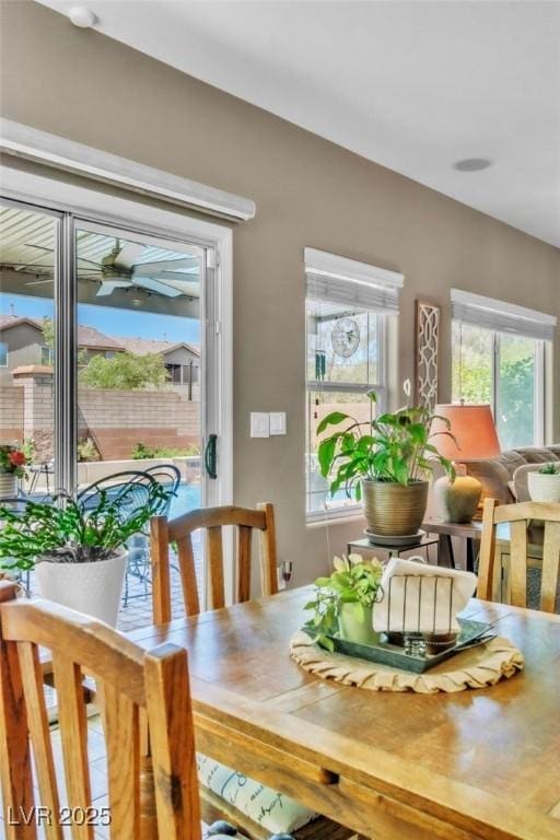 10420 Loma Portal Ave, Las Vegas, NV 89166 - view of dining area