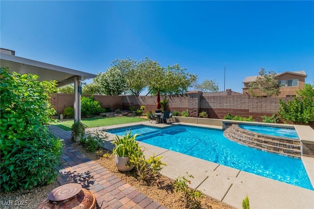 10420 Loma Portal Ave, Las Vegas, NV 89166 - view of swimming pool featuring a fenced backyard and a pool with connected hot tub