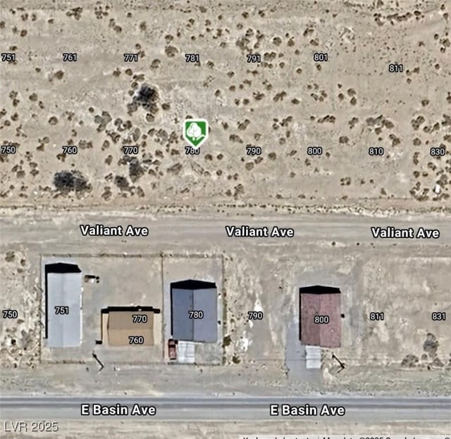 780 E Valiant Ave, Pahrump, NV 89060 - photo 2