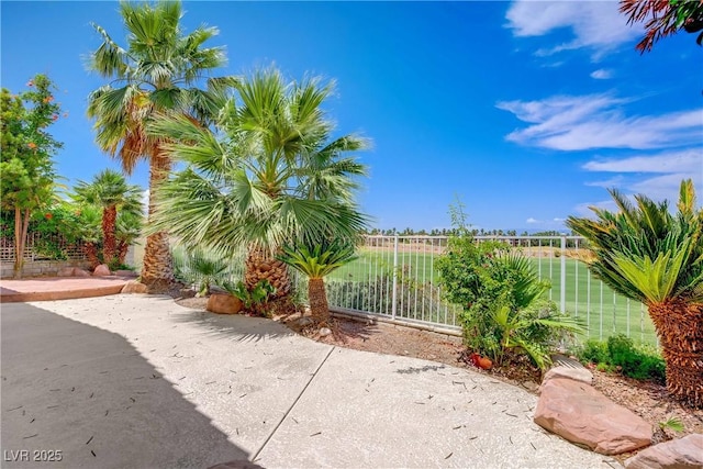 2149 Eaglepath Cir, Henderson, NV 89074 - photo 36