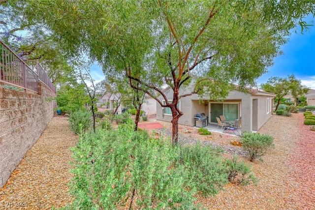 2522 Darda St, Henderson, NV 89044 - view of yard featuring a patio