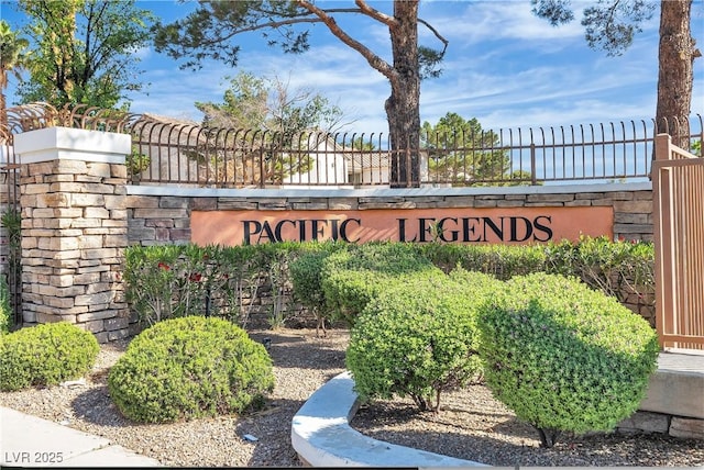 1300 S Arlington St Unit 120, Las Vegas, NV 89104 - view of community / neighborhood sign