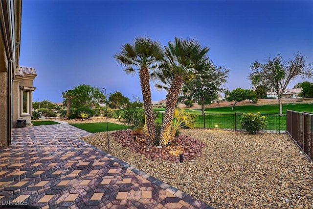10013 Hunter Springs Dr, Las Vegas, NV 89134 - photo 24