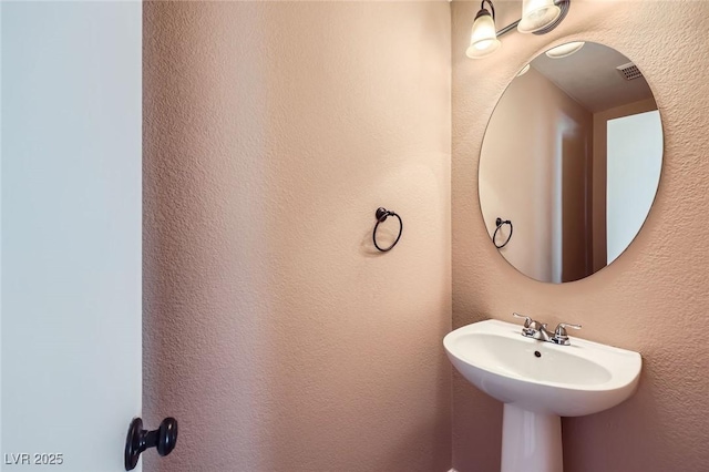 7382 Elbridge Way, Las Vegas, NV 89113 - bathroom with a textured wall