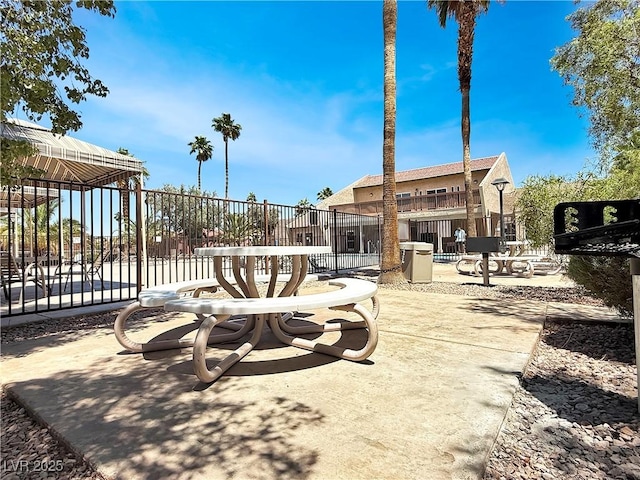 4943 Indian River Dr Unit 133, Las Vegas, NV 89103 - view of patio / terrace