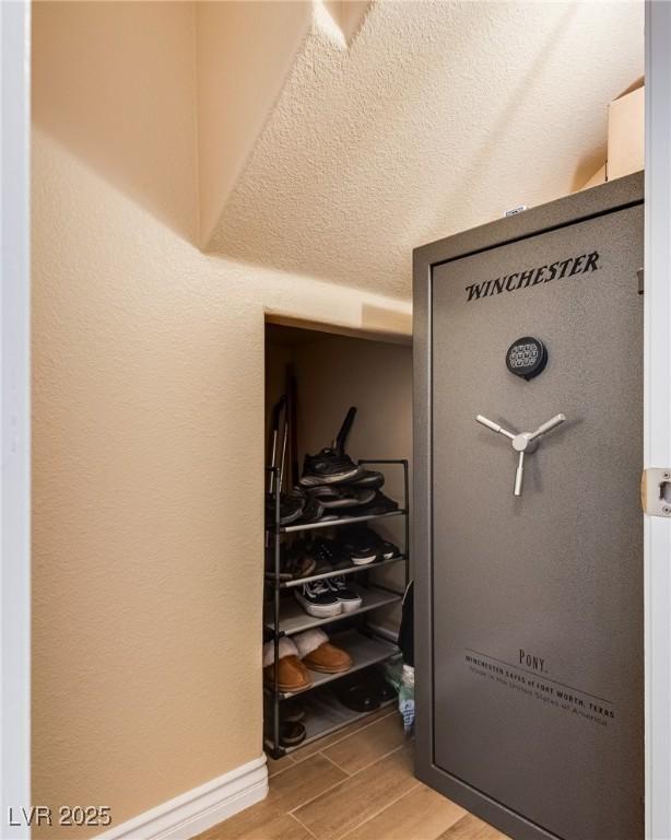 7694 Hampton Park Ln, Las Vegas, NV 89113 - view of closet
