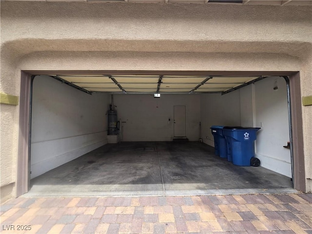 9312 Gold Dove Ct, Las Vegas, NV 89178 - garage featuring water heater