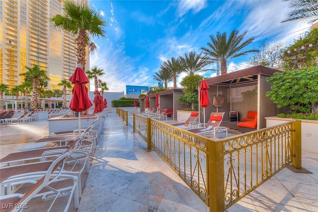 145 E Harmon Ave Unit 1120, Las Vegas, NV 89109 - view of patio