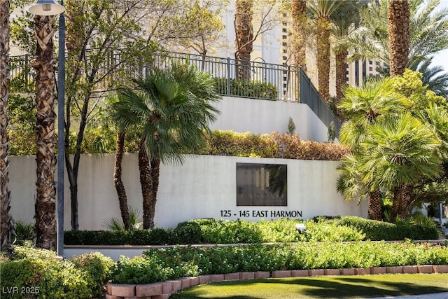 145 E Harmon Ave Unit 1120, Las Vegas, NV 89109 - view of property