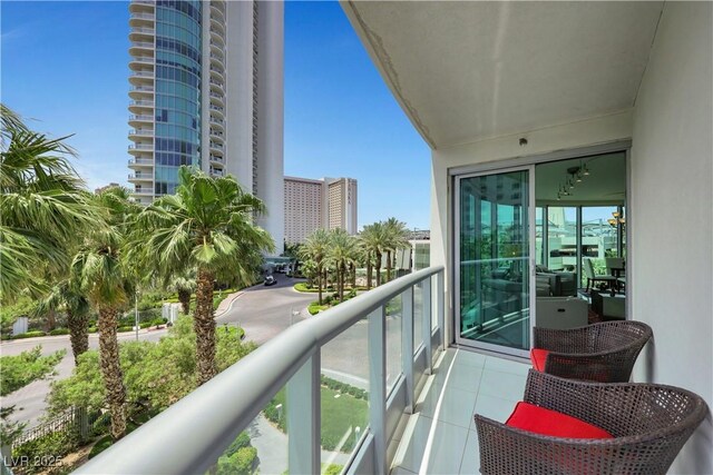 322 Karen Ave Unit 308, Las Vegas, NV 89109 - photo 42