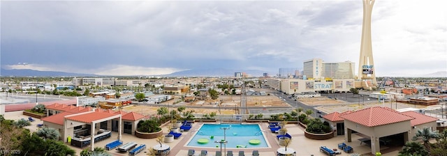 200 W Sahara Ave Unit 910, Las Vegas, NV 89102 - view of urban area featuring a pool