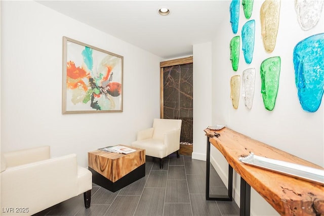 200 W Sahara Ave Unit 910, Las Vegas, NV 89102 - living area featuring baseboards and recessed lighting