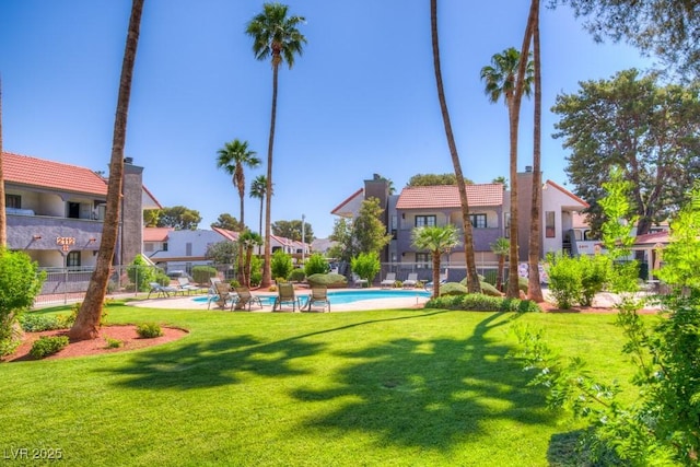 2212 Sunfish Dr Unit C, Henderson, NV 89014 - view of yard with a community pool