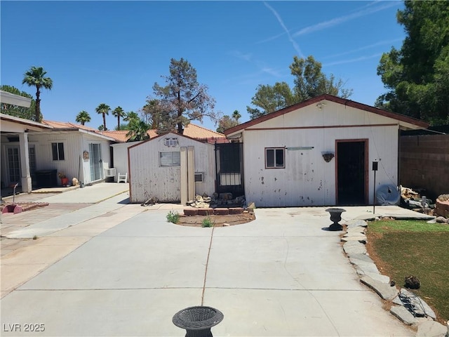 6215 Darby Ave, Las Vegas, NV 89146 - photo 11