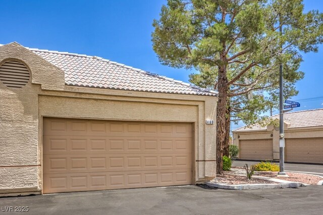 460 Strawflower Rd, Las Vegas, NV 89107 - photo 30