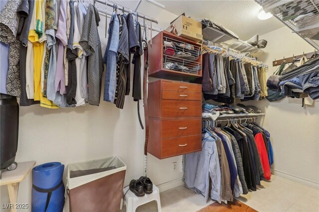 1912 Parkchester Dr, Las Vegas, NV 89108 - view of walk in closet