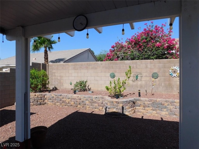 2905 Shimmering Bay St, Laughlin, NV 89029 - fenced backyard with ceiling fan