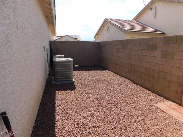 2905 Shimmering Bay St, Laughlin, NV 89029 - fenced backyard featuring central air condition unit