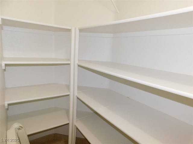 2905 Shimmering Bay St, Laughlin, NV 89029 - view of pantry