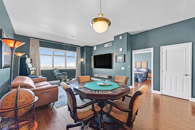 150 Las Vegas Blvd Unit 1004, Las Vegas, NV 89101 - recreation room with hardwood / wood-style flooring and baseboards