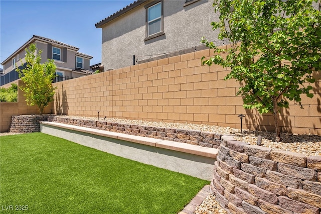 8055 Tank Loop St, Las Vegas, NV 89166 - view of yard