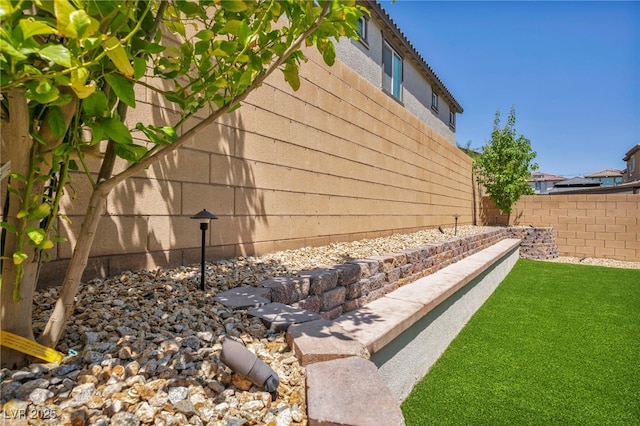 8055 Tank Loop St, Las Vegas, NV 89166 - view of yard