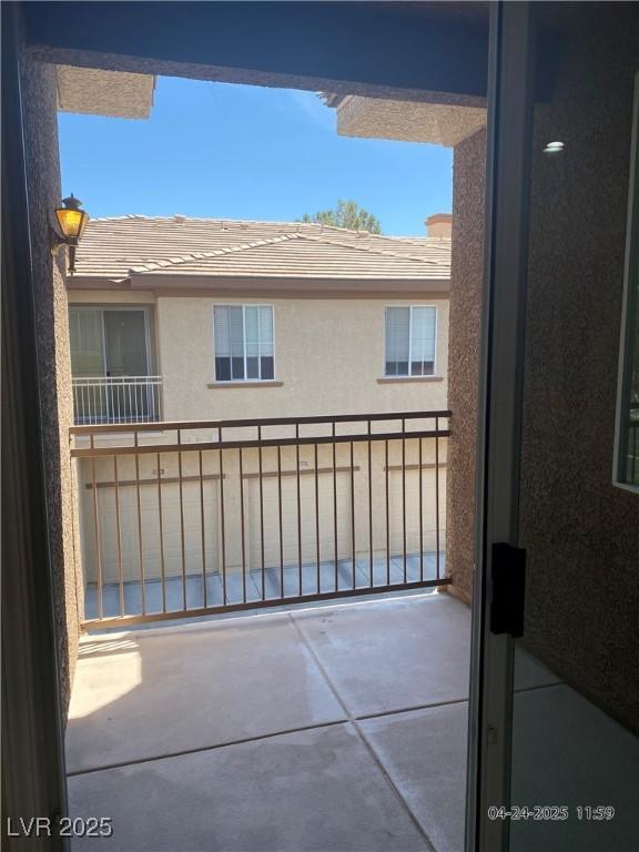 10190 Deerfield Beach Ave Unit 202, Las Vegas, NV 89129 - view of balcony