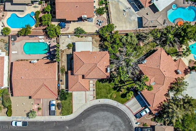 9021 Feather River Ct, Las Vegas, NV 89117 - bird's eye view of a pool area