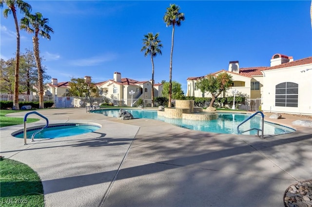 698 S Racetrack Rd Unit 1714, Henderson, NV 89015 - community pool featuring a community hot tub, a patio, and a residential view