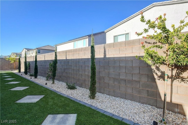 7208 Grace Estate Ave, Las Vegas, NV 89113 - view of yard