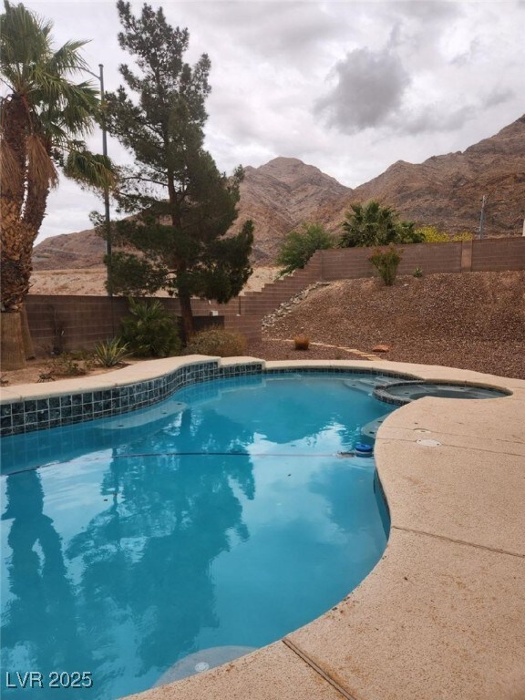 7076 Oakleigh Dr, Las Vegas, NV 89110 - photo 42