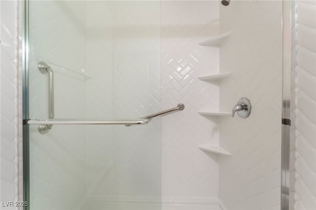 9025 Loggers Mill Ave, Las Vegas, NV 89143 - bathroom featuring a stall shower
