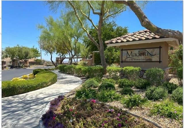 9992 Peak Lookout St, Las Vegas, NV 89178 - view of community sign