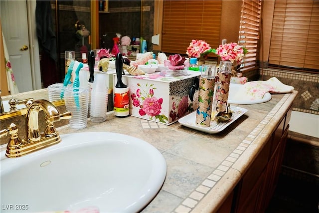 9355 W Viking Rd, Las Vegas, NV 89147 - full bathroom featuring a sink