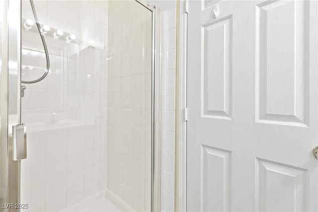 8221 Stoneheather Ct, Las Vegas, NV 89117 - full bath with a shower stall