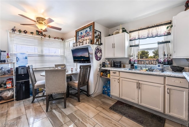 300 N 14th St, Las Vegas, NV 89101 - kitchen featuring a sink and a ceiling fan