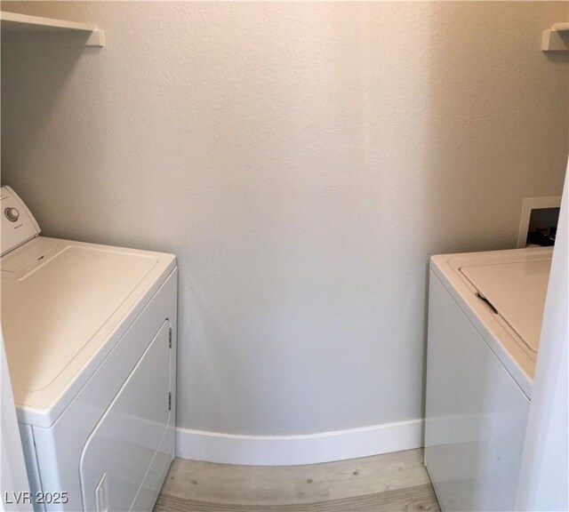 4555 E Sahara Ave Unit 226, Las Vegas, NV 89104 - washroom featuring independent washer and dryer