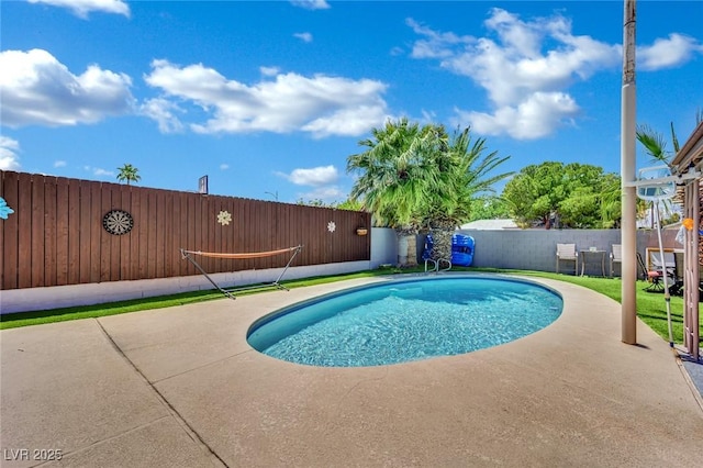 4419 Lorna Pl, Las Vegas, NV 89107 - view of swimming pool