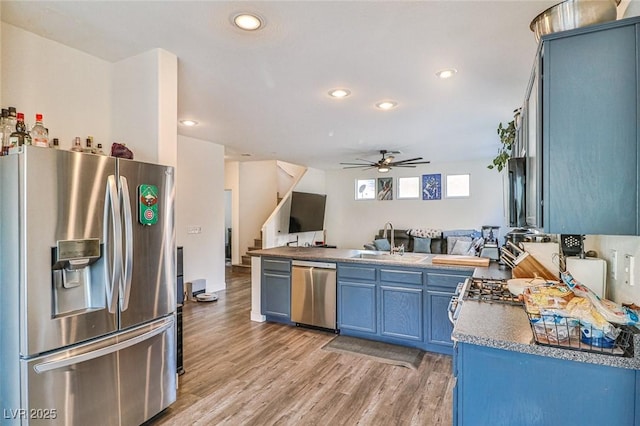 6739 Twisted Wood Dr, Las Vegas, NV 89148 - photo 9