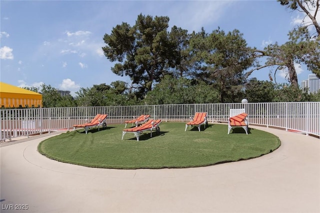3111 Bel Air Dr Unit 12G, Las Vegas, NV 89109 - view of property's community