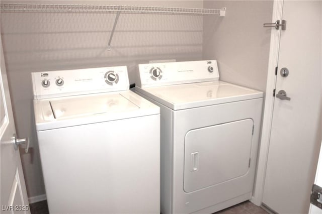 2212 Sawtooth Mountain Dr, Henderson, NV 89044 - laundry area with washer and dryer
