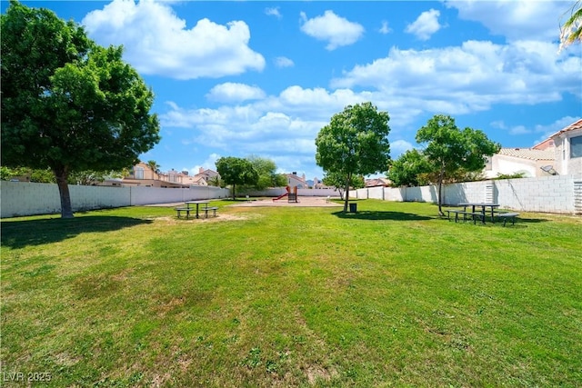 1436 Padre Bay Dr, Las Vegas, NV 89108 - view of yard