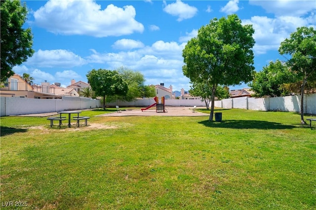 1436 Padre Bay Dr, Las Vegas, NV 89108 - view of yard
