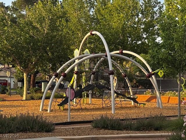 2419 Pebble Springs Ct, Henderson, NV 89074 - view of community