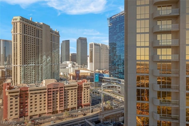 135 E Harmon Ave Unit 1621, Las Vegas, NV 89109 - photo 23